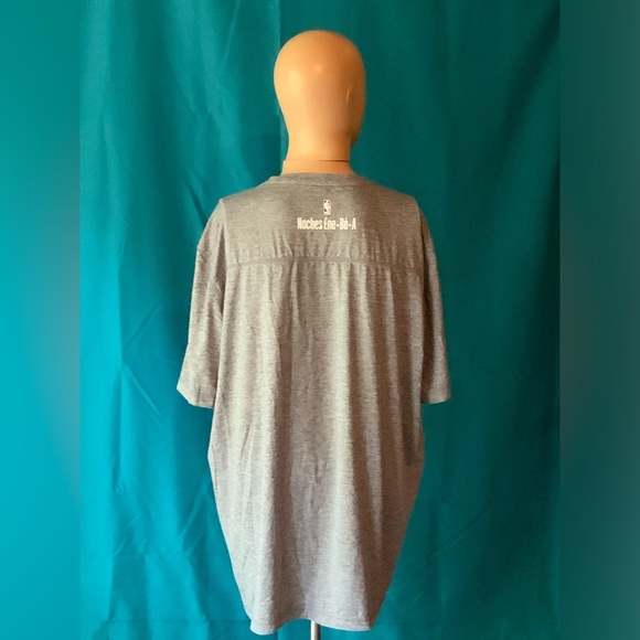 Fanatics Commemorative LOS HAWKS, Atlanta Hawks, 2XL short sleeve t-shirt, NWOT - Picture 2 of 2